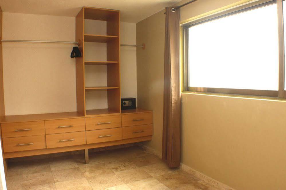 Ocean Plaza Condos Playa del Carmen Esterno foto
