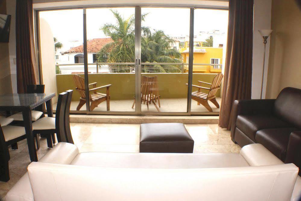 Ocean Plaza Condos Playa del Carmen Esterno foto
