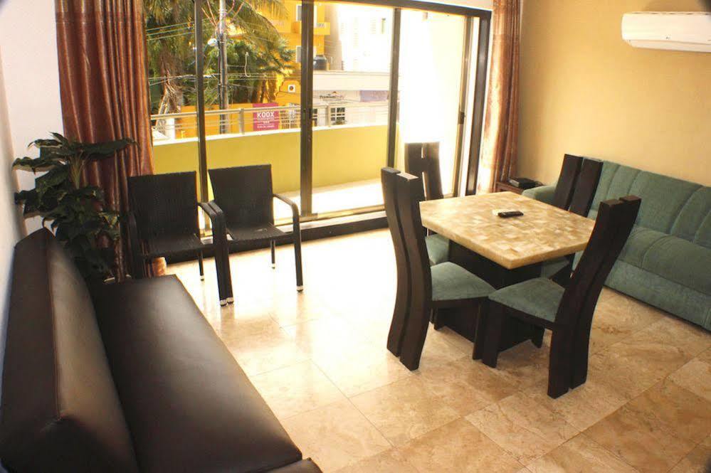 Ocean Plaza Condos Playa del Carmen Esterno foto
