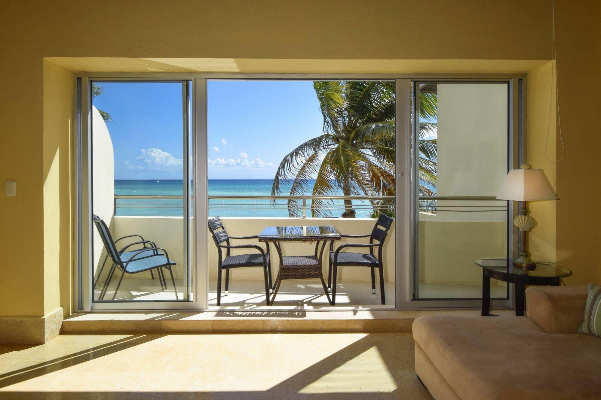 Ocean Plaza Condos Playa del Carmen Esterno foto