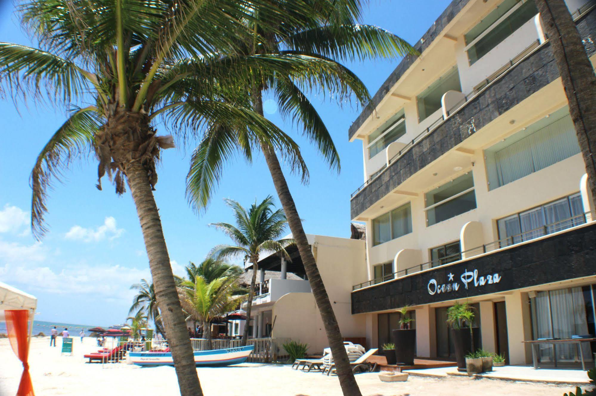 Ocean Plaza Condos Playa del Carmen Esterno foto